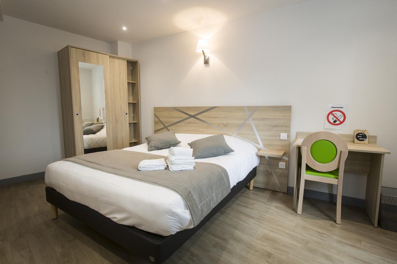 Отель Le Relais Delys Saint-Remy-sur-Durolle Экстерьер фото