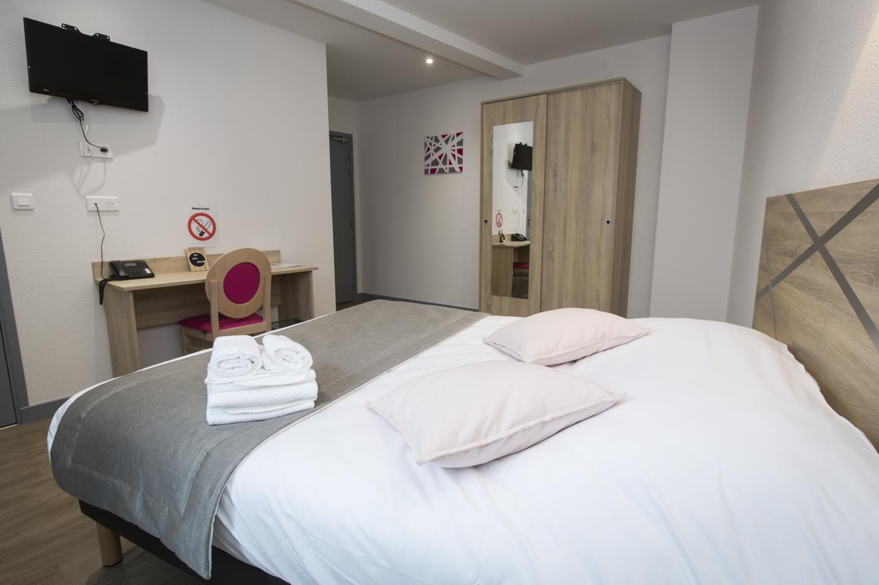 Отель Le Relais Delys Saint-Remy-sur-Durolle Экстерьер фото
